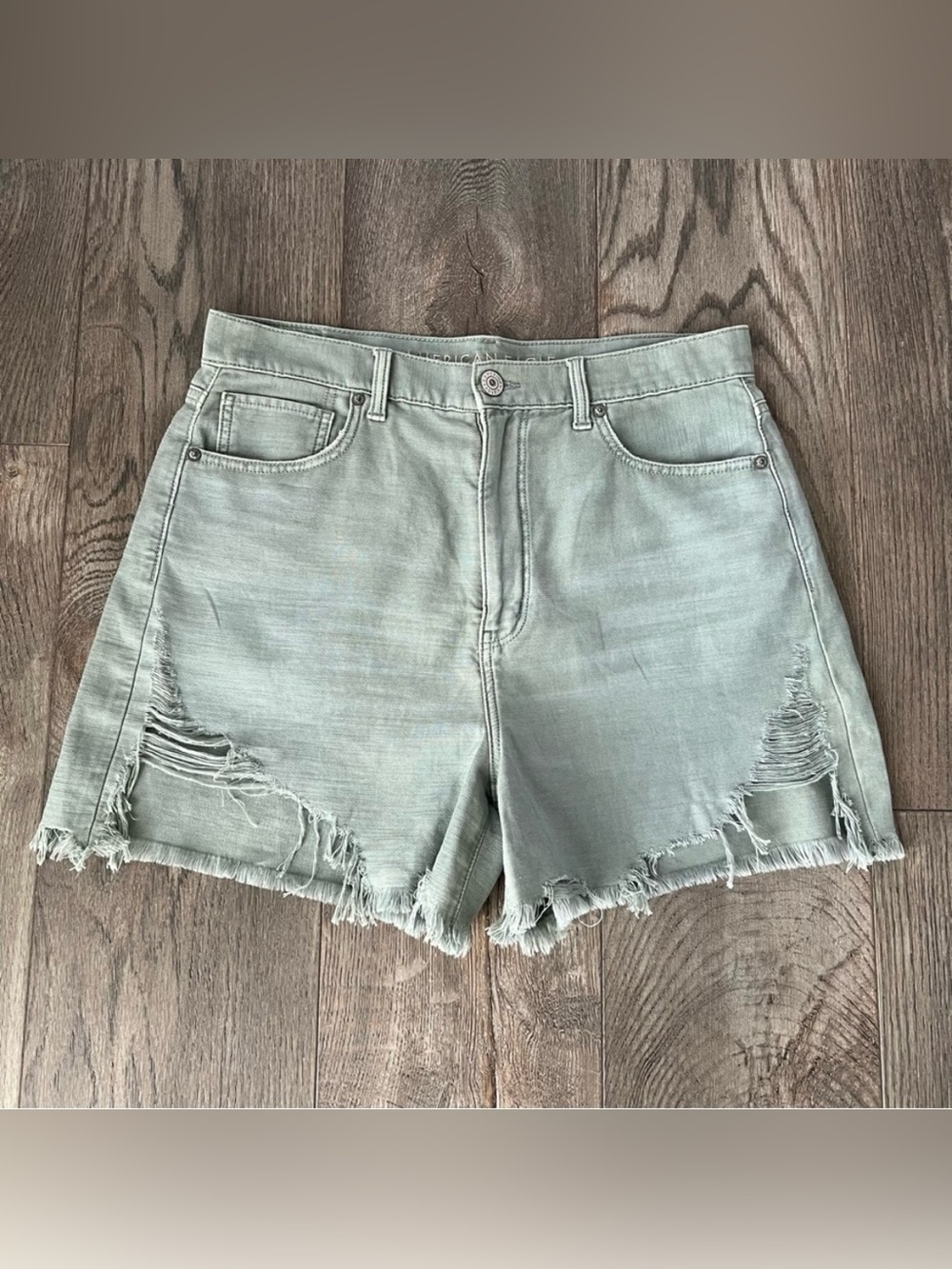 AMERICAN EAGLE AE Highest Rise Mom Green Distressed Denim Jean Shorts Size 12